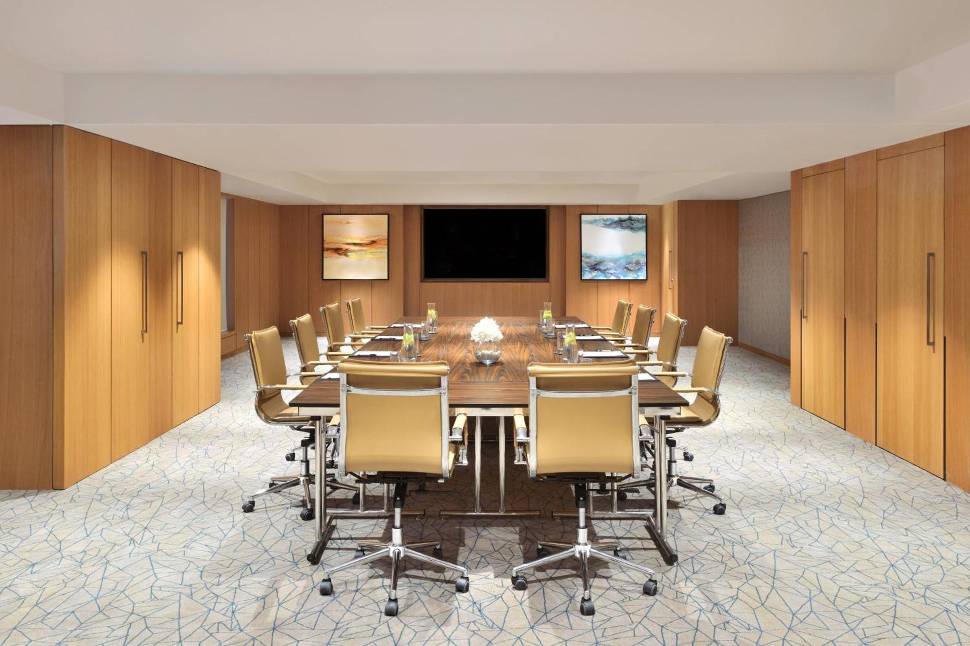 Courtyard By Marriott Nashik Hotel Exterior photo